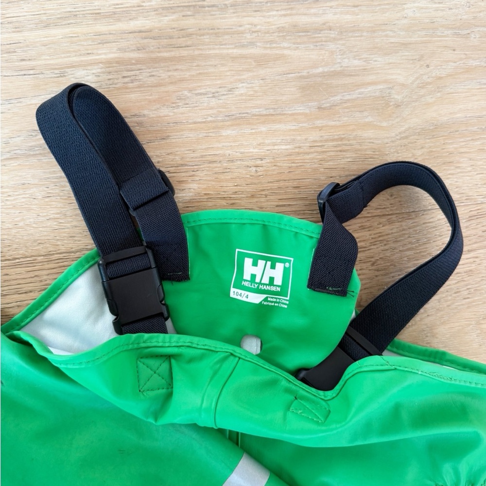Helly Hansen Vibrant Green and Navy Waterproof Set - Picture 2 of 3